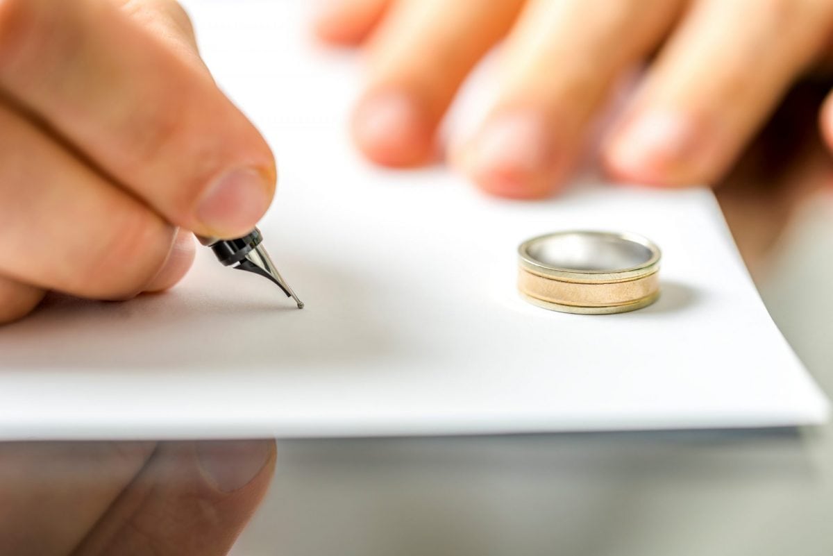 Name Change After Divorce in New Jersey | FAQs